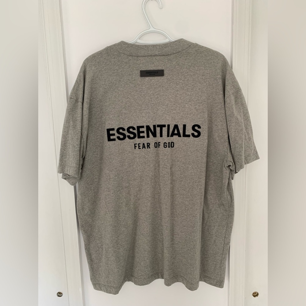 Fear of God - Essentials T-shirt- Size Medium